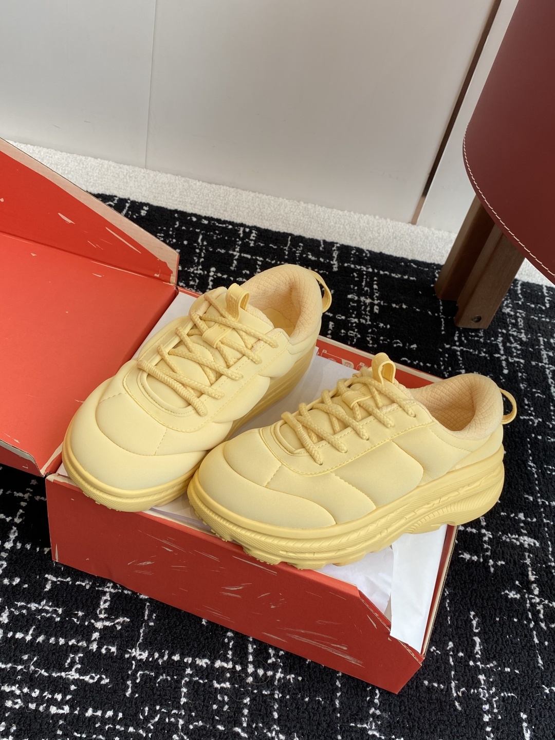 代购级
MARNI 25新款夏季草编包合集MARNI夏季草编包 藤编包沒想到這次和hoka聯名反應这麼熱