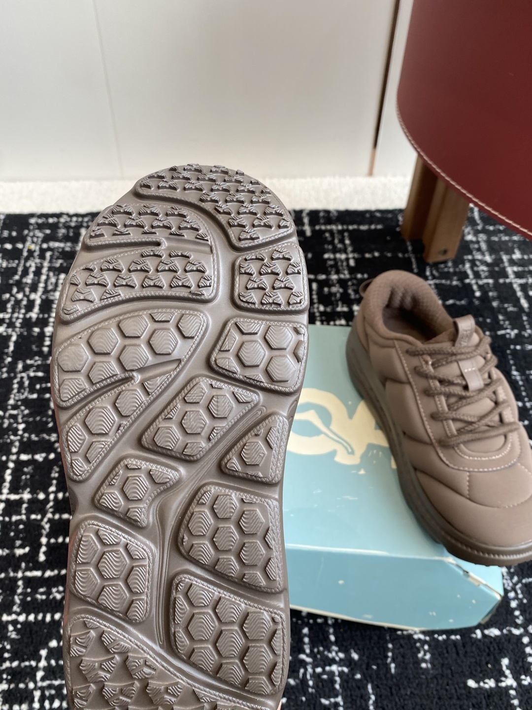 代购级
MARNI 25新款夏季草编包合集MARNI夏季草编包 藤编包沒想到這次和hoka聯名反應这麼熱