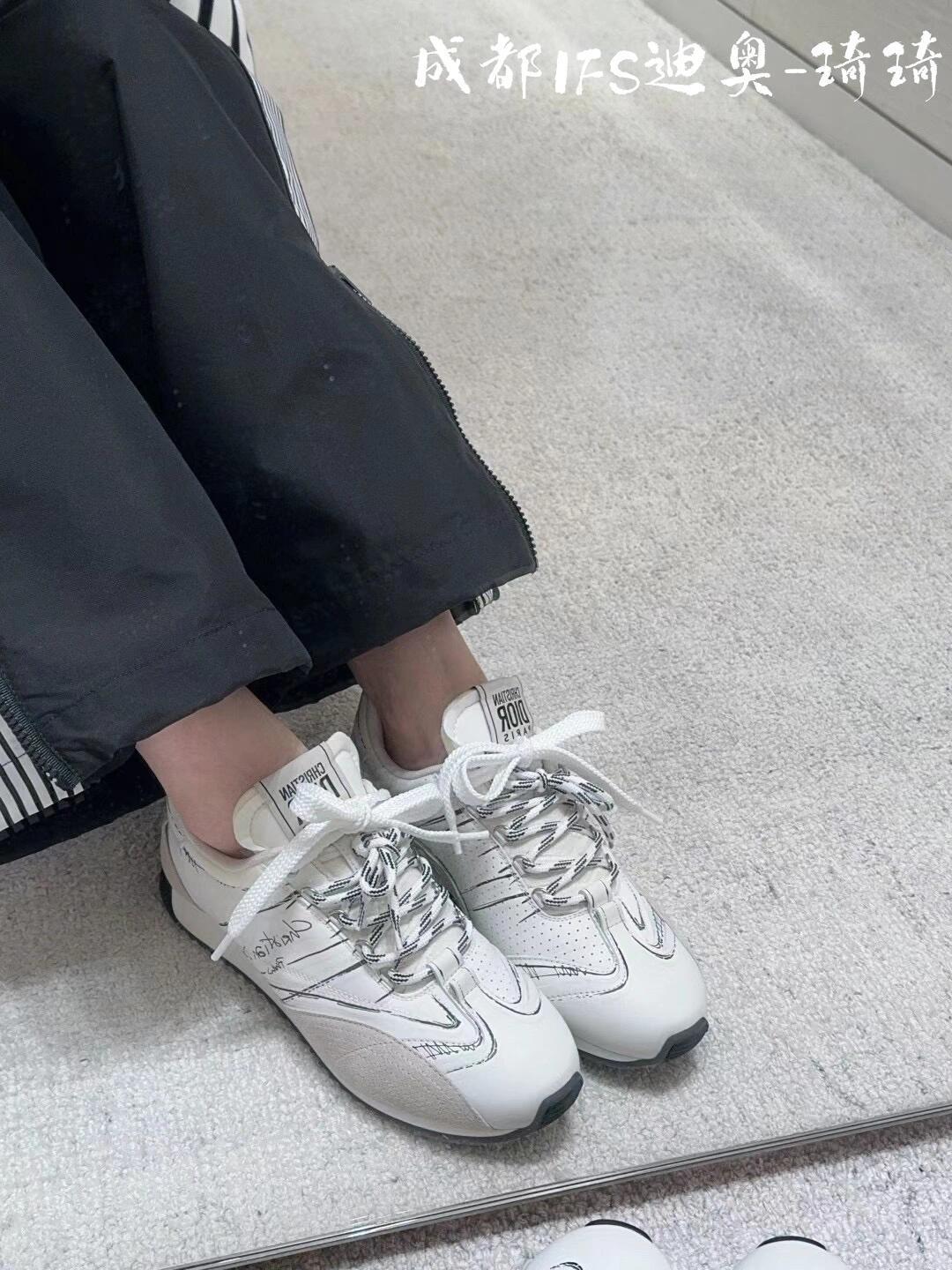 NO:402696,Foot pictures Reference, casual shoes/sports shoes, sneakers19860909上脚图 参考,休闲鞋/运动鞋,sneakers,Women's Shoes