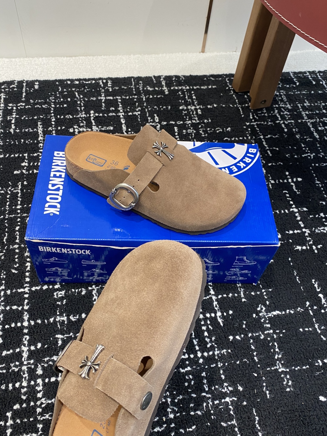 代购级
Birkenstock 克罗心 25ss 新款 勃肯 情侣款 包头拖 这两个品牌刚出联名我就心动