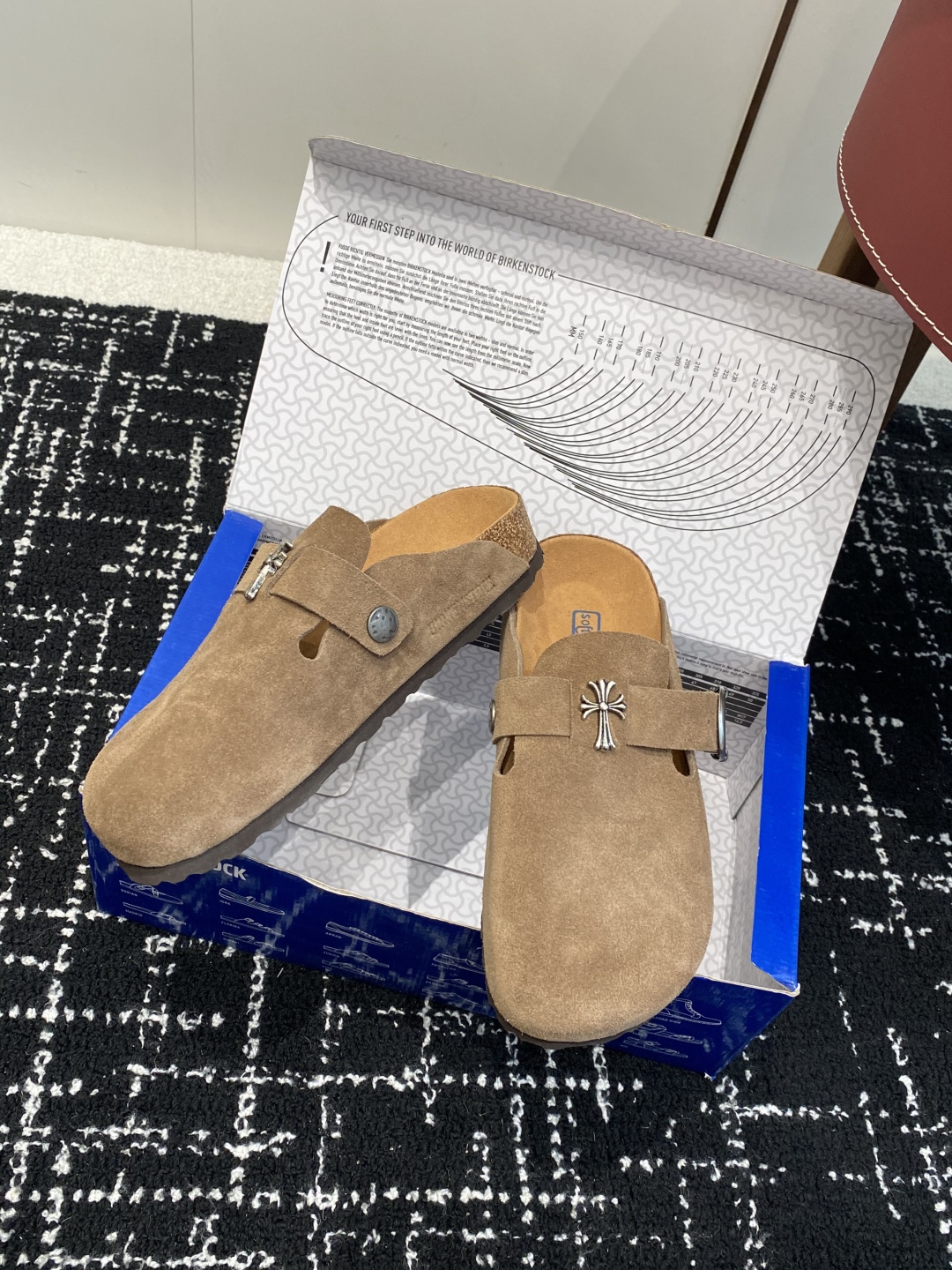 代购级
Birkenstock 克罗心 25ss 新款 勃肯 情侣款 包头拖 这两个品牌刚出联名我就心动