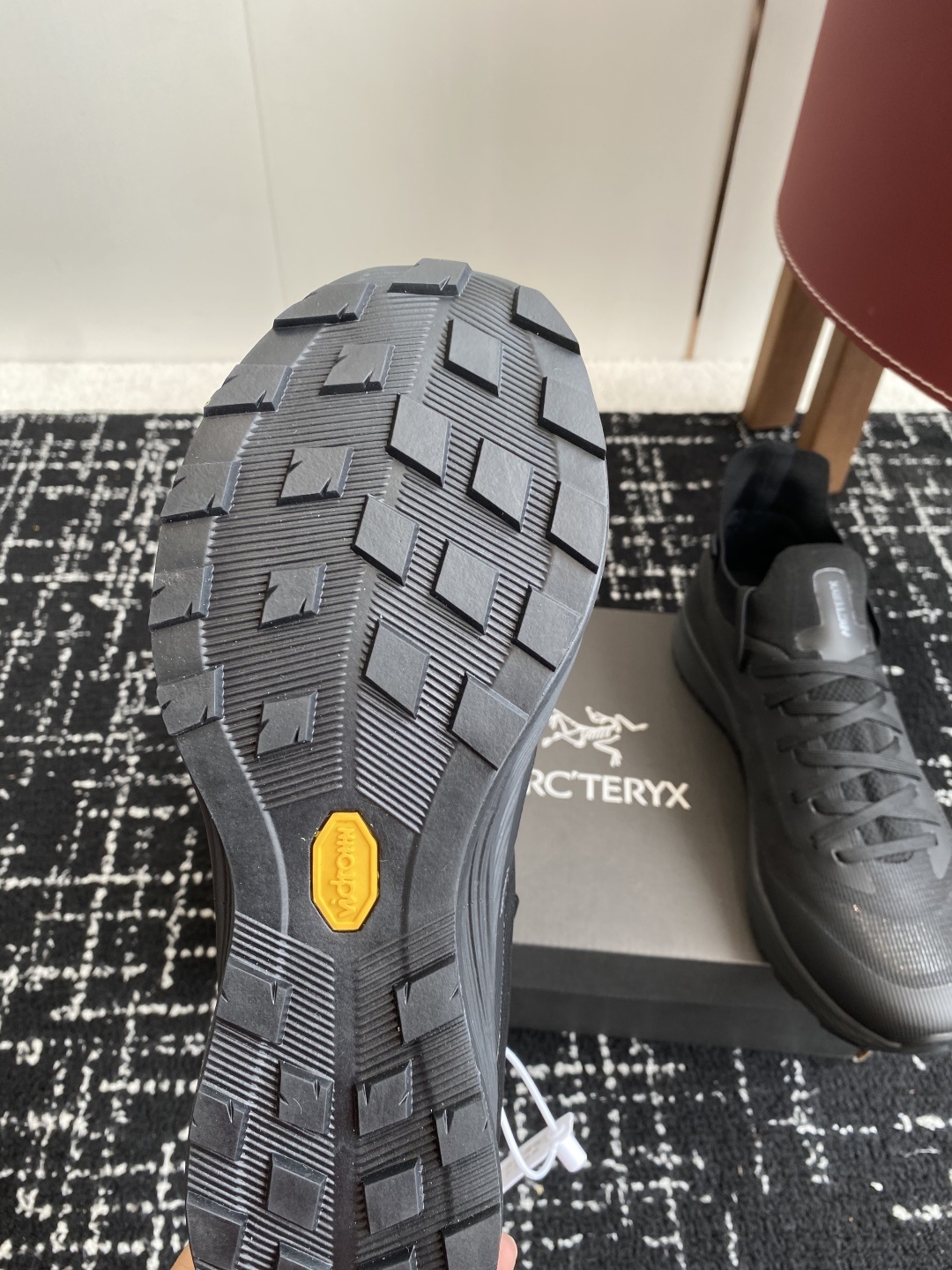 代购级(⚠️官网同步✈️盒包装)
始祖鸟 ARC'TERYX Konseal Lt 登山鞋徒步鞋,为男女