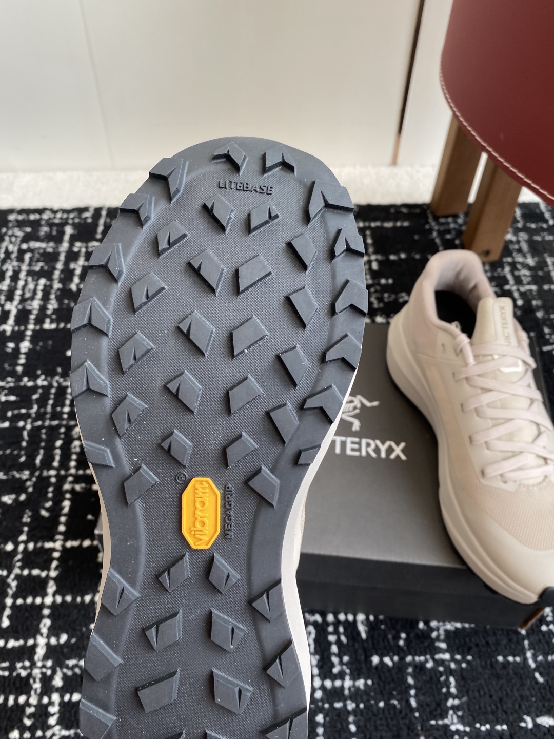 代购级（⚠️官网同步✈️盒包装）
情侣款始祖鸟 ARCTERYX NORVAN VT 户外透气低帮越减震