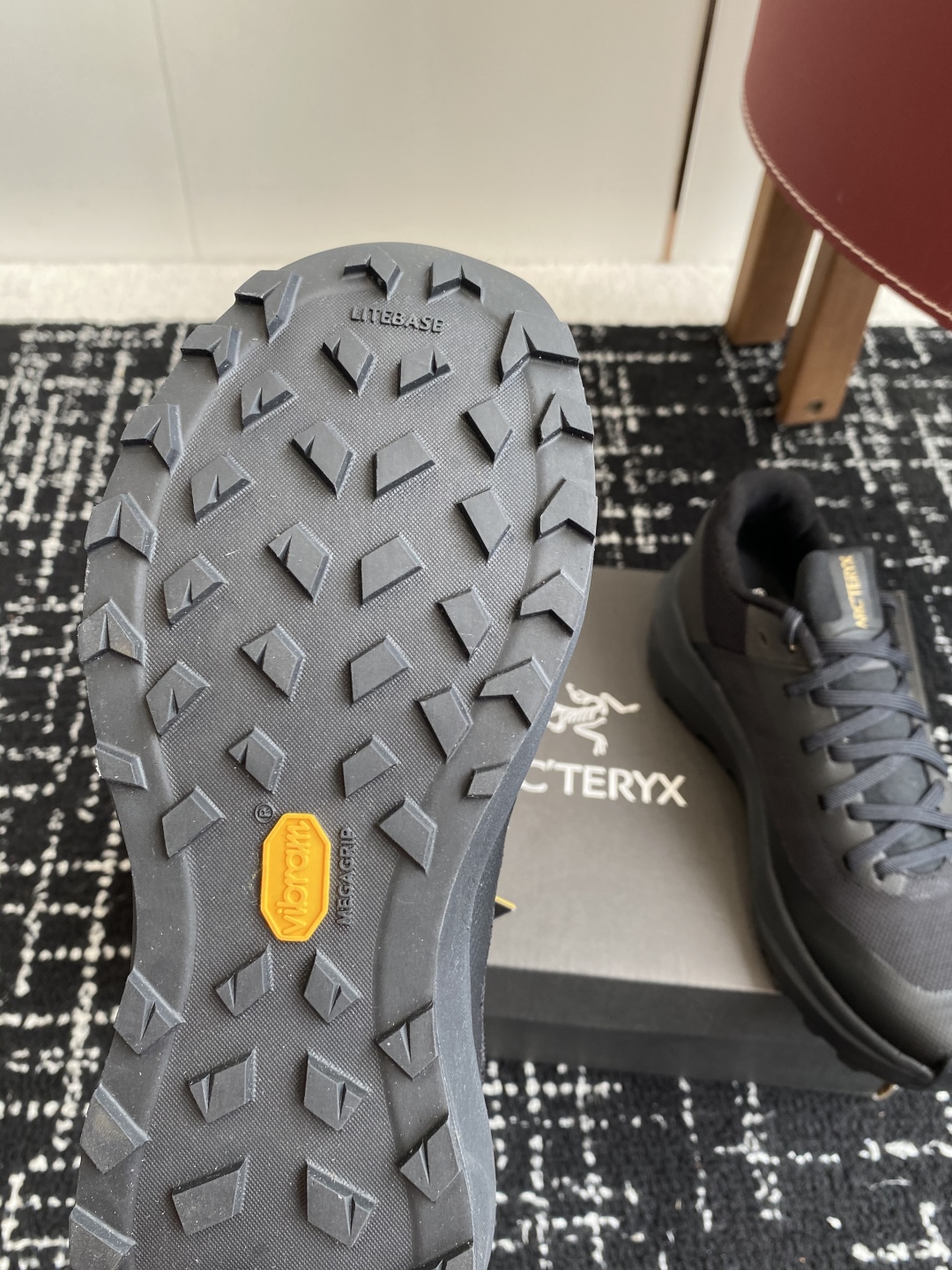 代购级（⚠️官网同步✈️盒包装）
情侣款始祖鸟 ARCTERYX NORVAN VT 户外透气低帮越减震