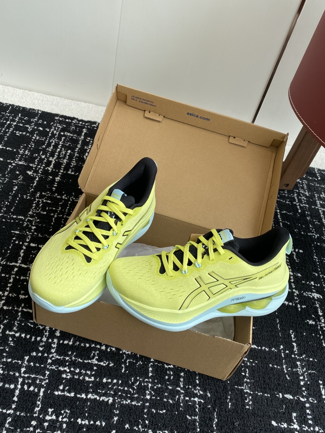 莞产纯原
情侣款 ASICS Gel-Kinsey Max该款 ASICS Gel-Kinsey Max