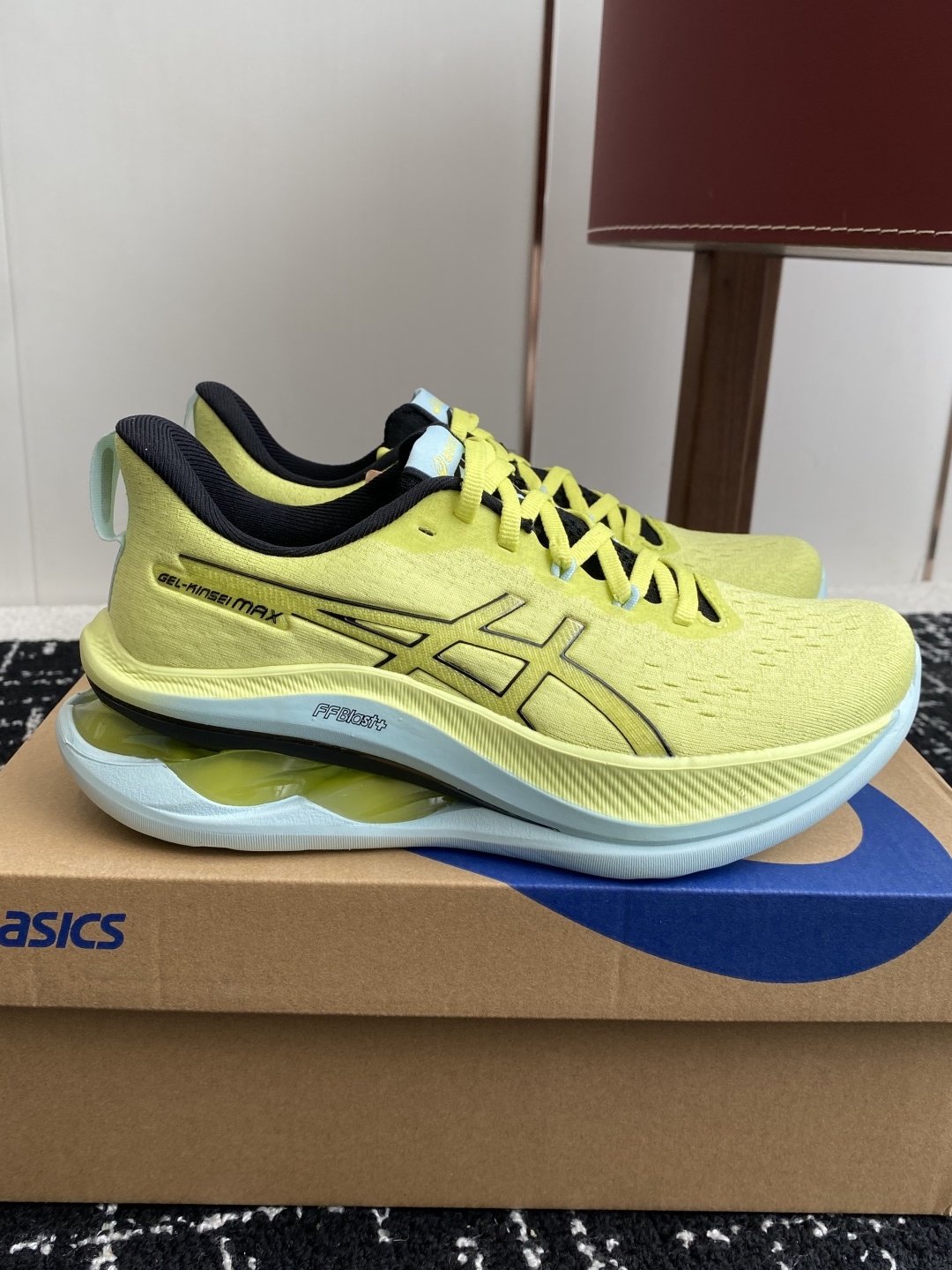 莞产纯原
情侣款 ASICS Gel-Kinsey Max该款 ASICS Gel-Kinsey Max
