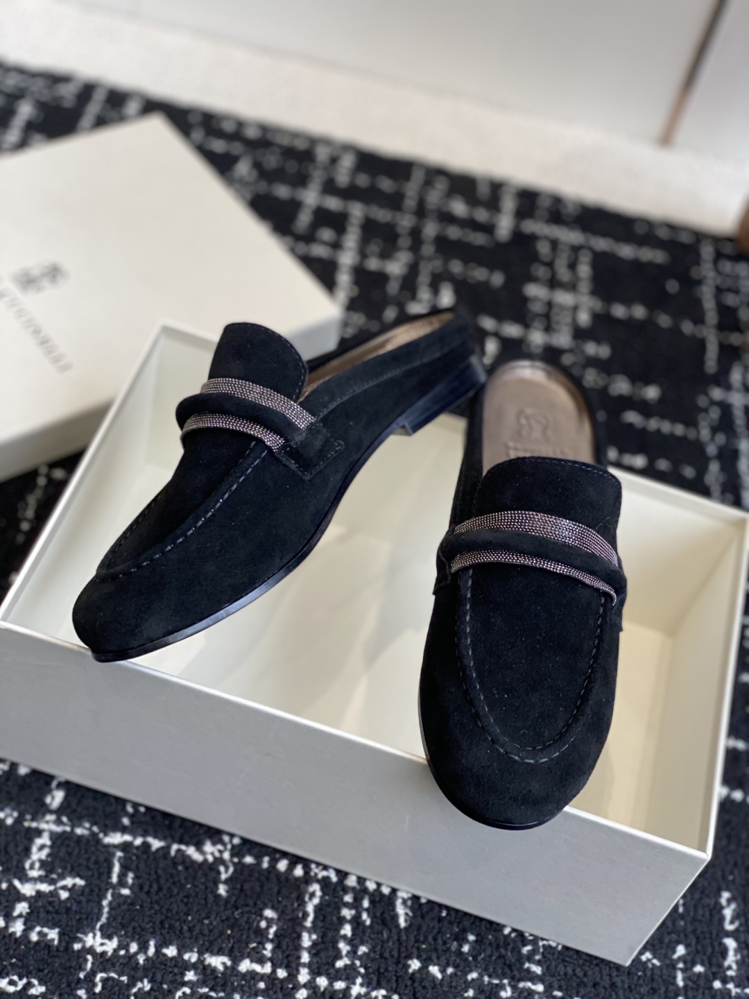 代购级
25ss 春夏新款 The row 乐福半拖
有谁能拒绝这样一双The row啊! 一定要分