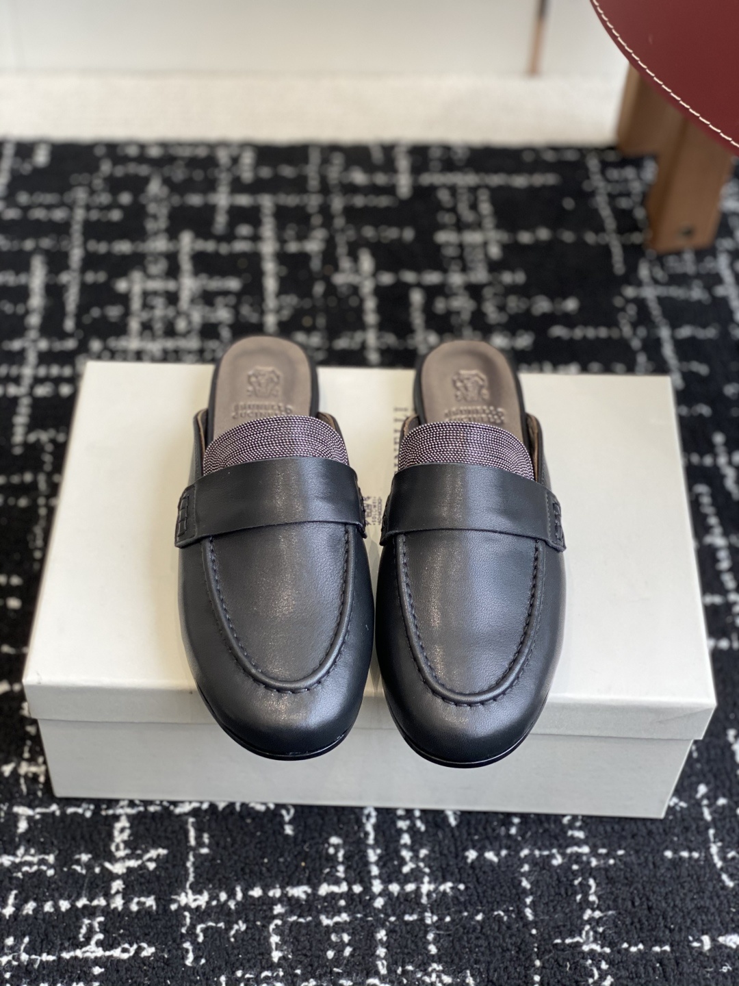 代购级
25ss 春夏新款 The row 乐福半拖
有谁能拒绝这样一双The row啊! 一定要分