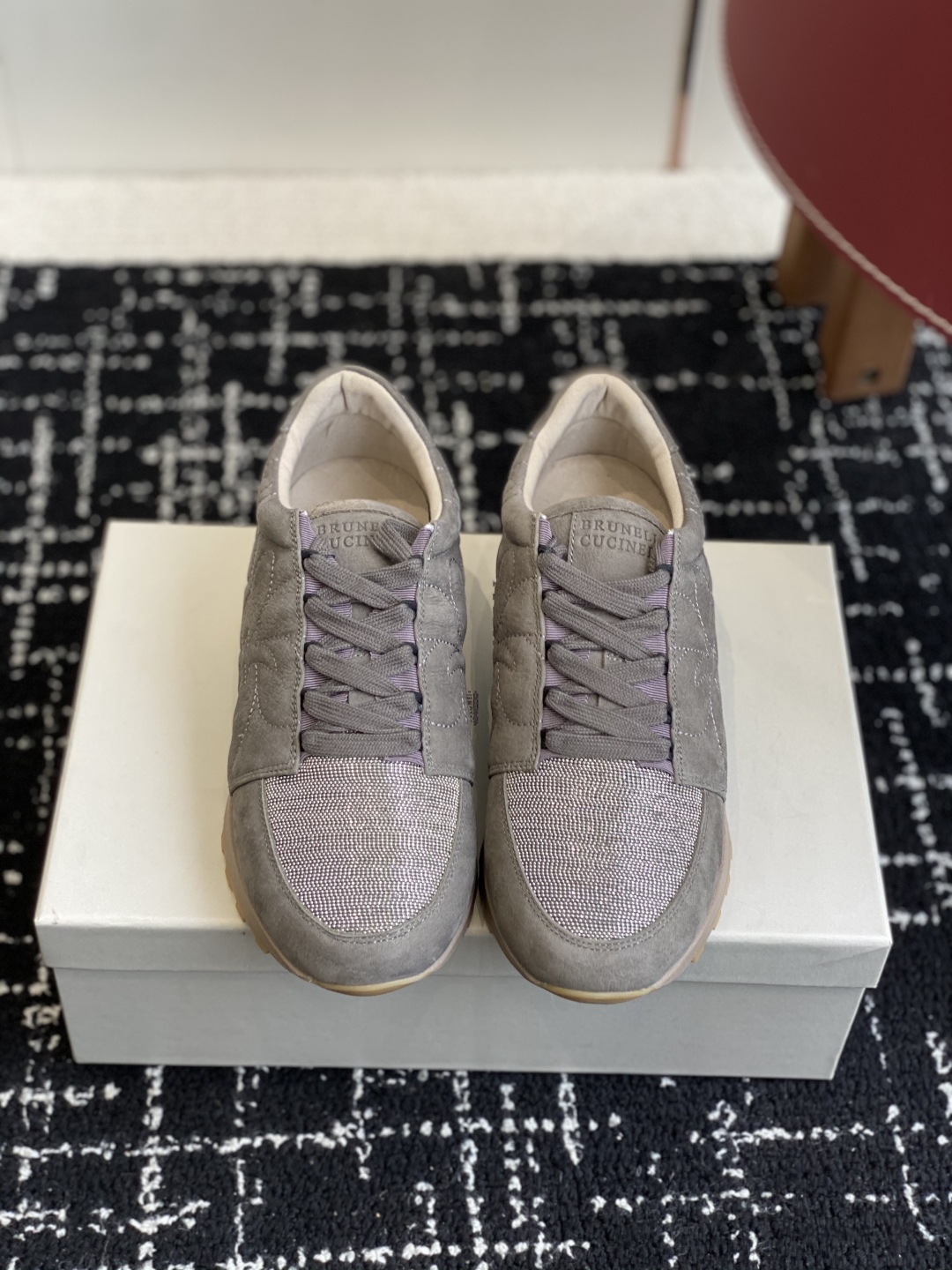 代购级
Brunello Cucinelli 25ss最新 Bc 系带 休闲鞋 

鞋面进口麂皮 进口牛