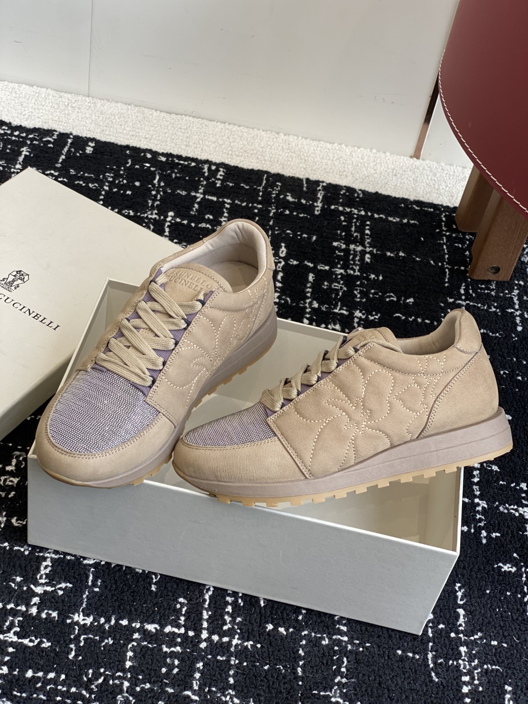 代购级
Brunello Cucinelli 25ss最新 Bc 系带 休闲鞋 

鞋面进口麂皮 进口牛