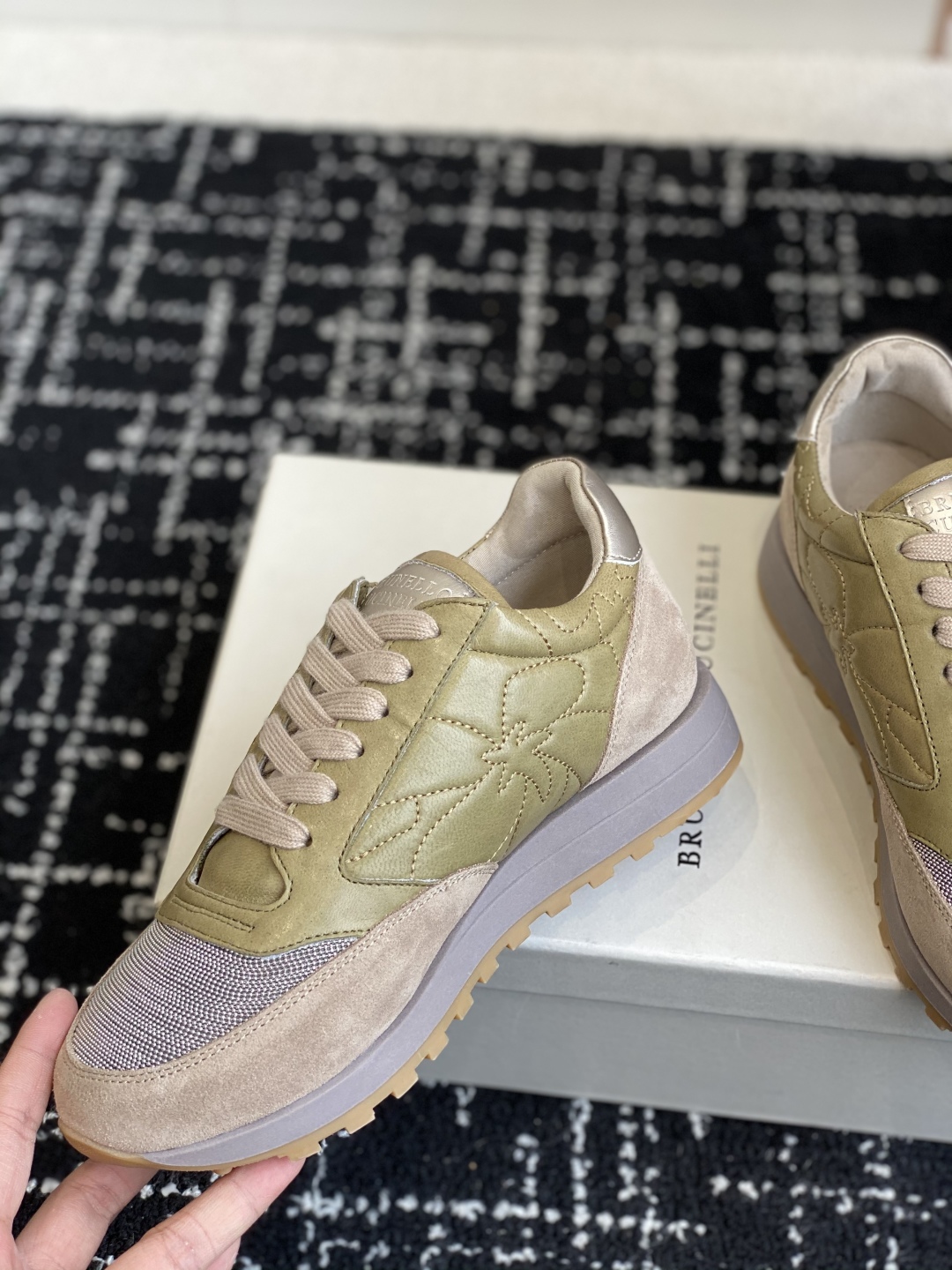 代购级
Brunello Cucinelli 25ss最新 Bc 系带 休闲鞋 

鞋面进口麂皮 进口牛