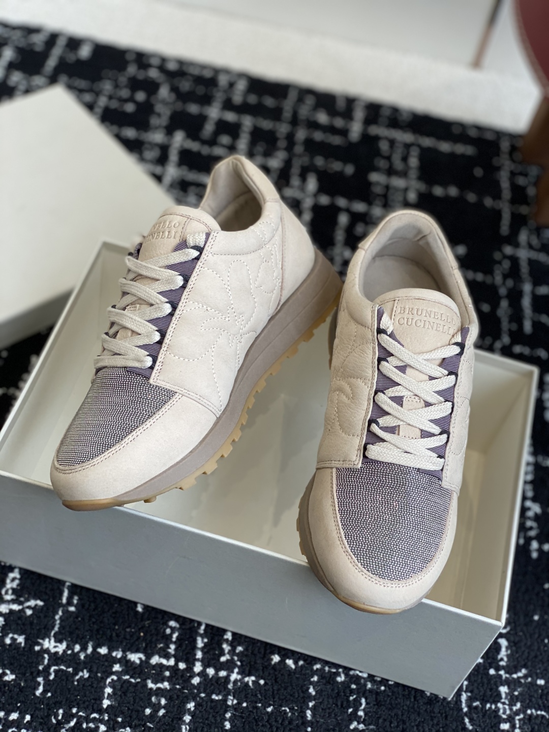 代购级
Brunello Cucinelli 25ss最新 Bc 系带 休闲鞋 

鞋面进口麂皮 进口牛