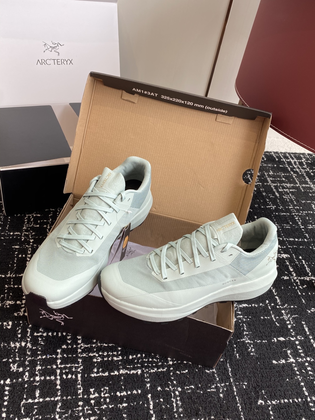 东莞代购级（官网同步✈️盒包装）
始祖鸟 ARCTERYX NORVAN VT 情侣款户外透气低帮越减震
