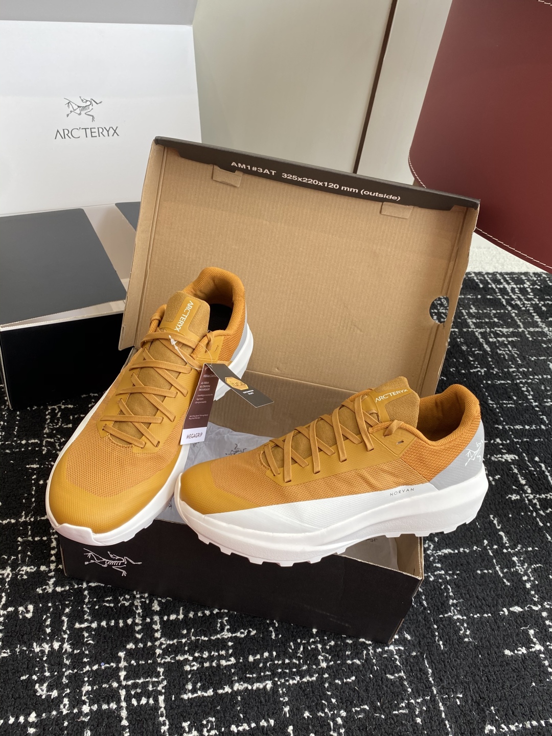 东莞代购级（官网同步✈️盒包装）
始祖鸟 ARCTERYX NORVAN VT 情侣款户外透气低帮越减震