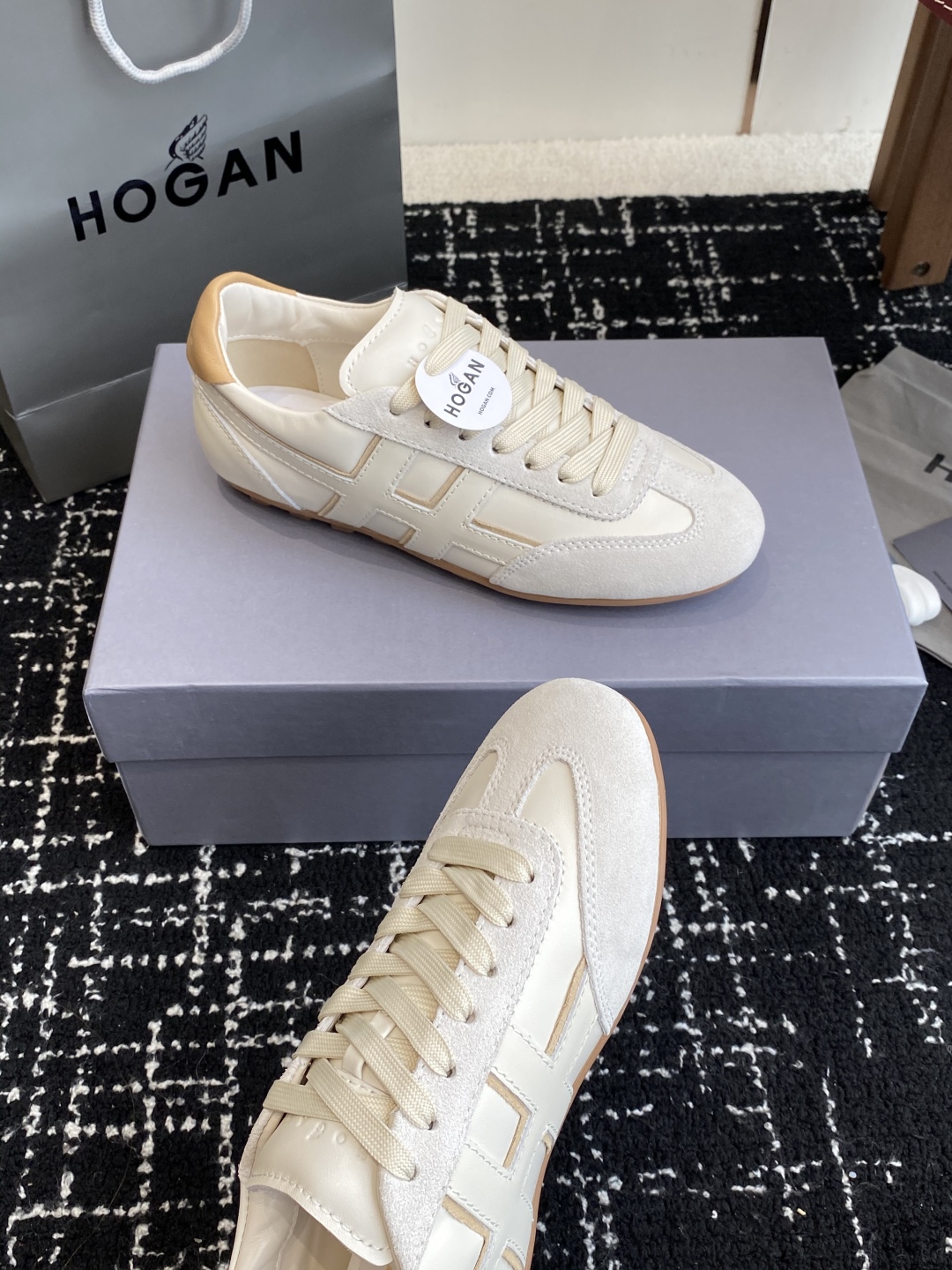 代购级 男士+10
Hogan 25春夏新品情侣款 阿甘鞋、德训鞋、复古休闲运动鞋

小红书好物分享；实