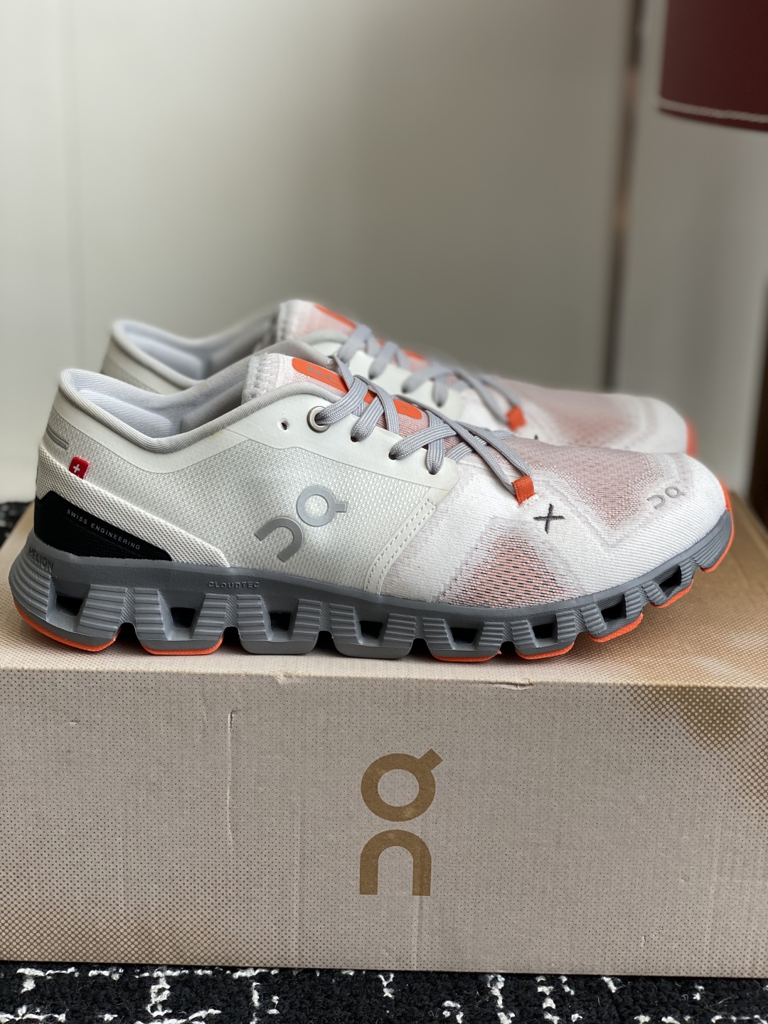 纯原版
On 昂跑 Cloud X 3 综合体能训练 休闲跑鞋。新一代跑练结合多功能跑鞋 

Cloud