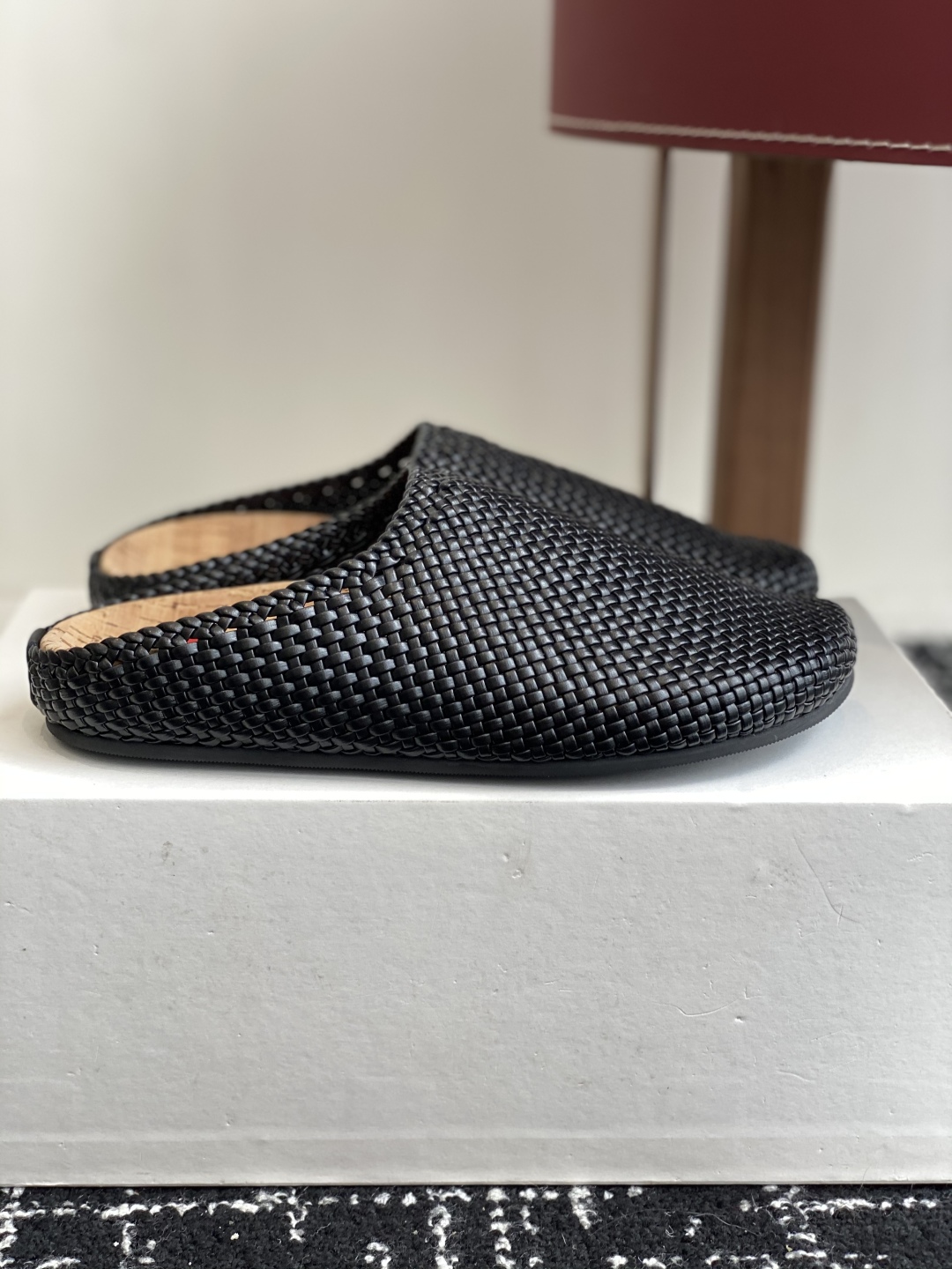 代购级
Therow 25ss 春夏博肯   真软木潮流时尚 系带 休闲 包头拖

人体工程学设计符合脚