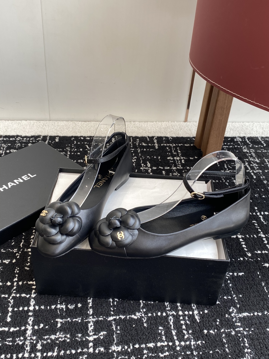 代购级
Chanel 香奈儿 24ss 新款 单鞋玛丽珍鞋 方头
山茶花 平底鞋

鞋面：进口羊皮内里：