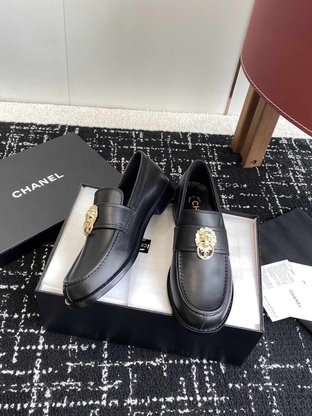 代购级
Chanel 25ss 小香 新款 乐福鞋 春夏香家必备爆款

女神系列，拥有香家特色优雅名媛气