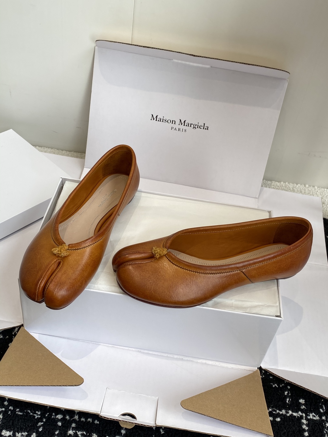 东莞代购级（官网同步✈️盒包装）
Maison Margiela MM6马吉拉 25ss新款 重工马皮水