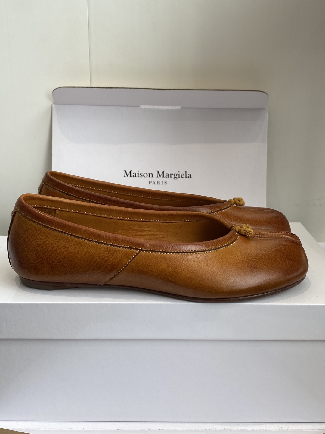 东莞代购级（官网同步✈️盒包装）
Maison Margiela MM6马吉拉 25ss新款 重工马皮水