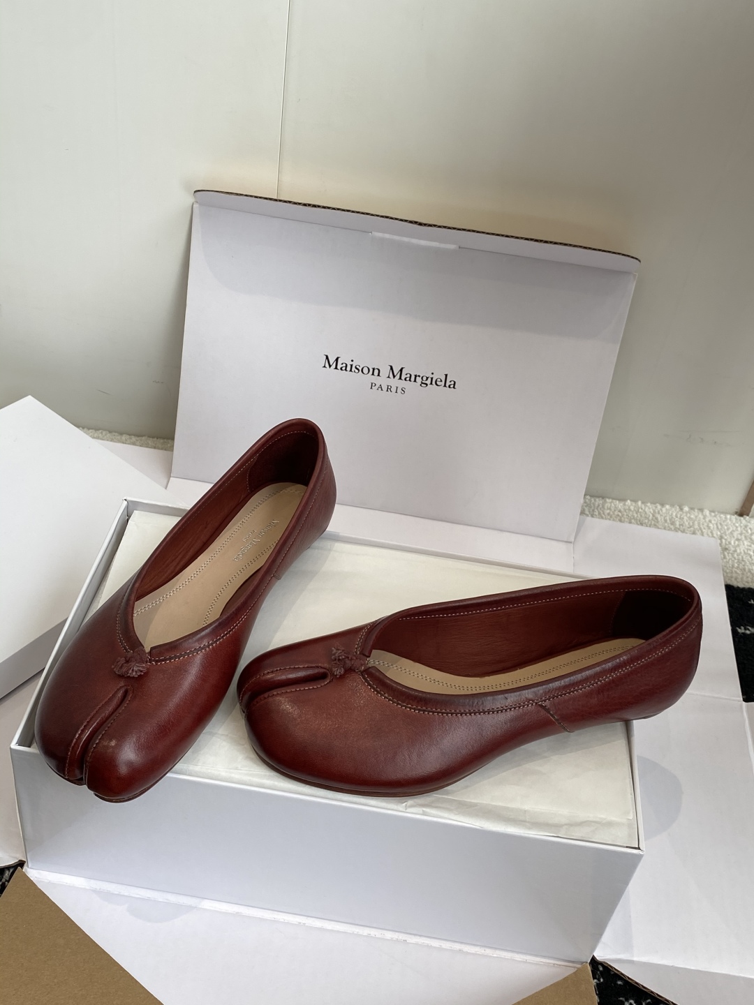 东莞代购级（官网同步✈️盒包装）
Maison Margiela MM6马吉拉 25ss新款 重工马皮水