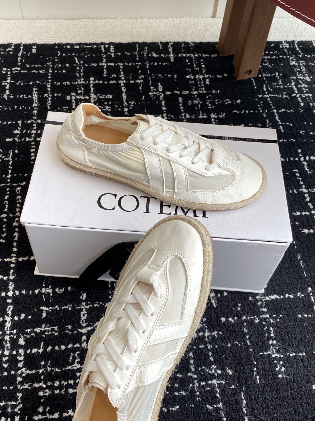 代购级
COTEMP New Launch |Kairo 

COTEMP ss 春夏新款 柔软德训鞋K