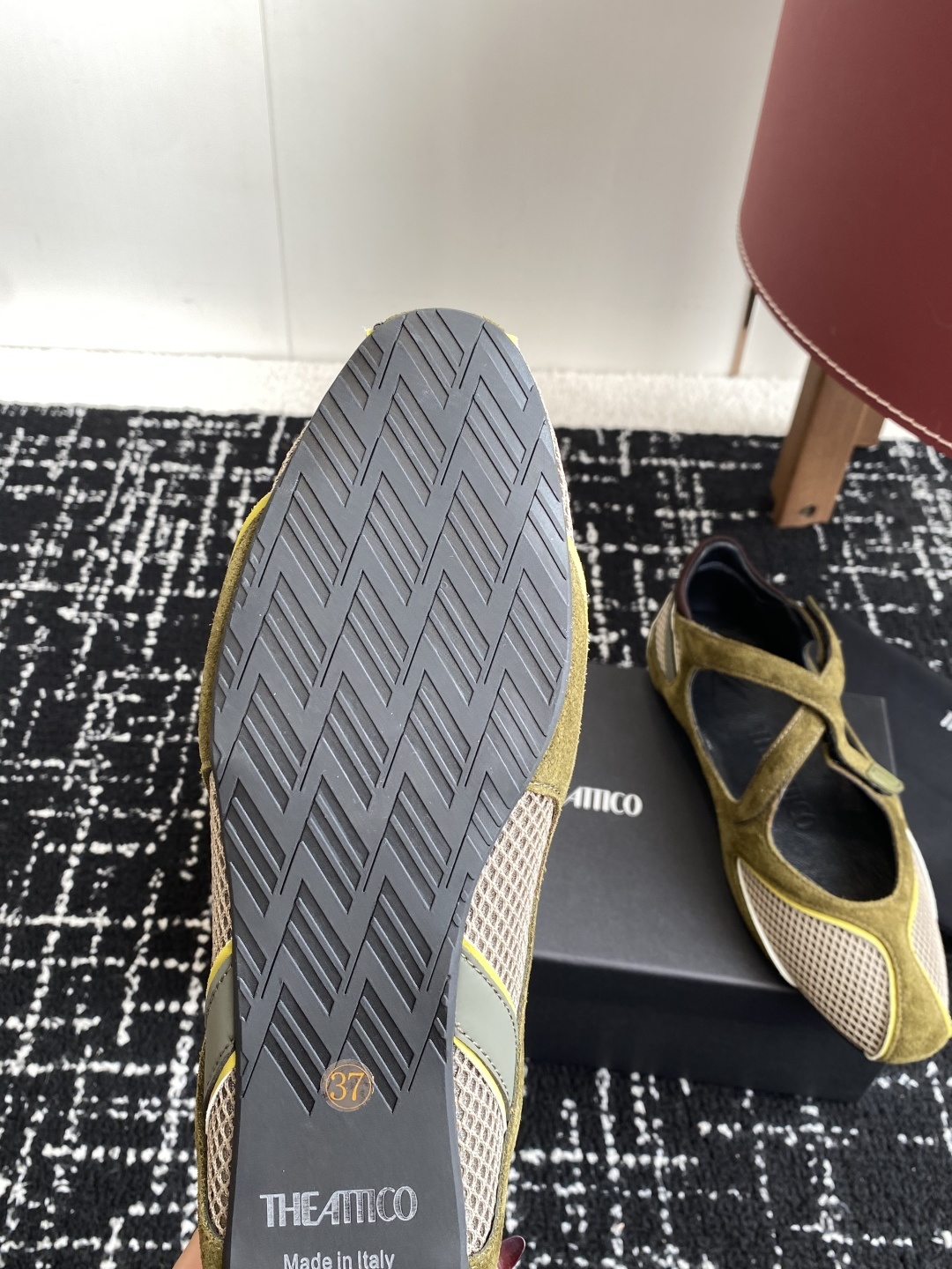 代购级
The Attico Floor 01芭蕾舞鞋
被各大品牌钟爱的芭蕾舞鞋款,以各自独有的风格被