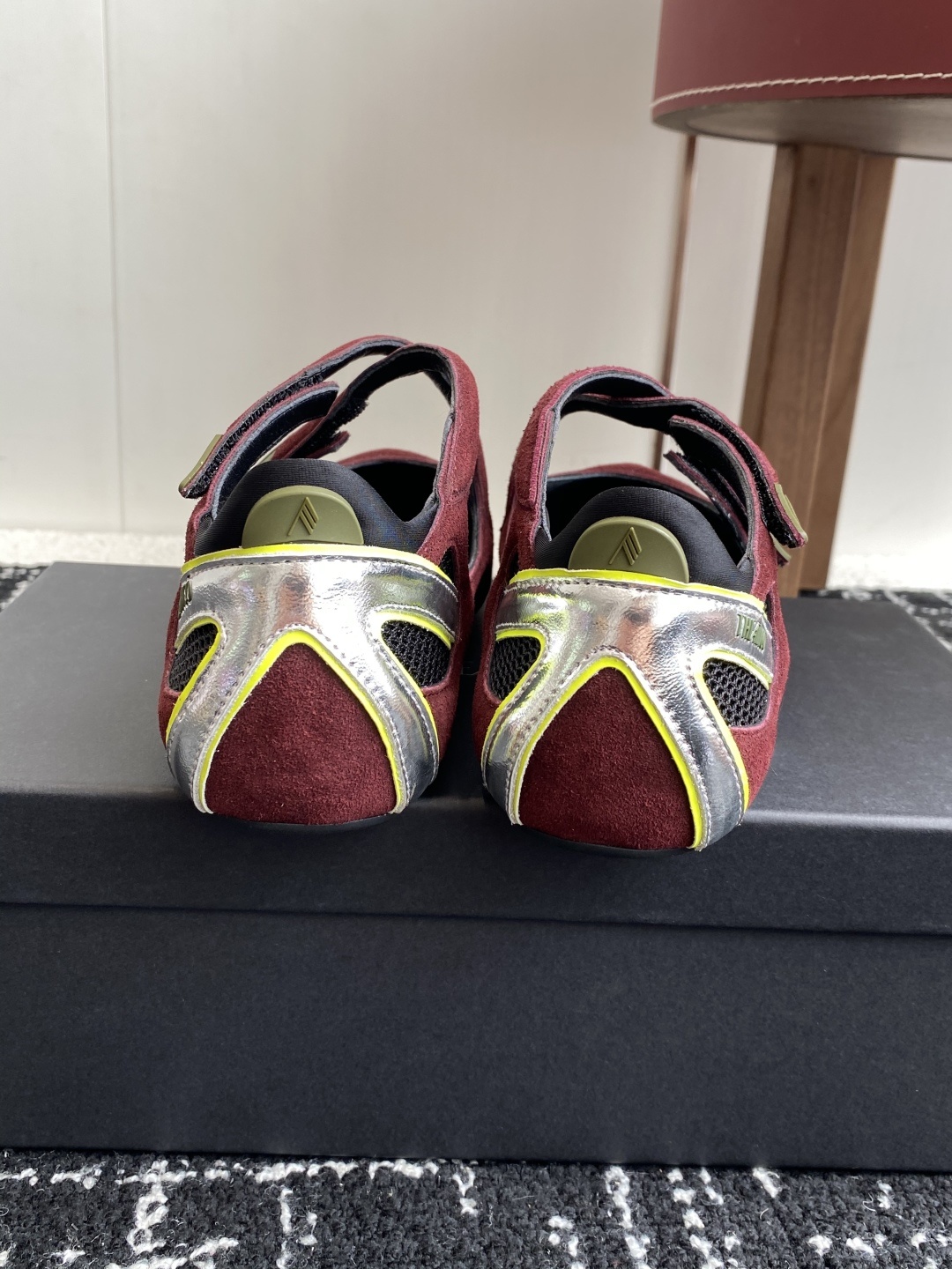 代购级
The Attico Floor 01芭蕾舞鞋
被各大品牌钟爱的芭蕾舞鞋款,以各自独有的风格被