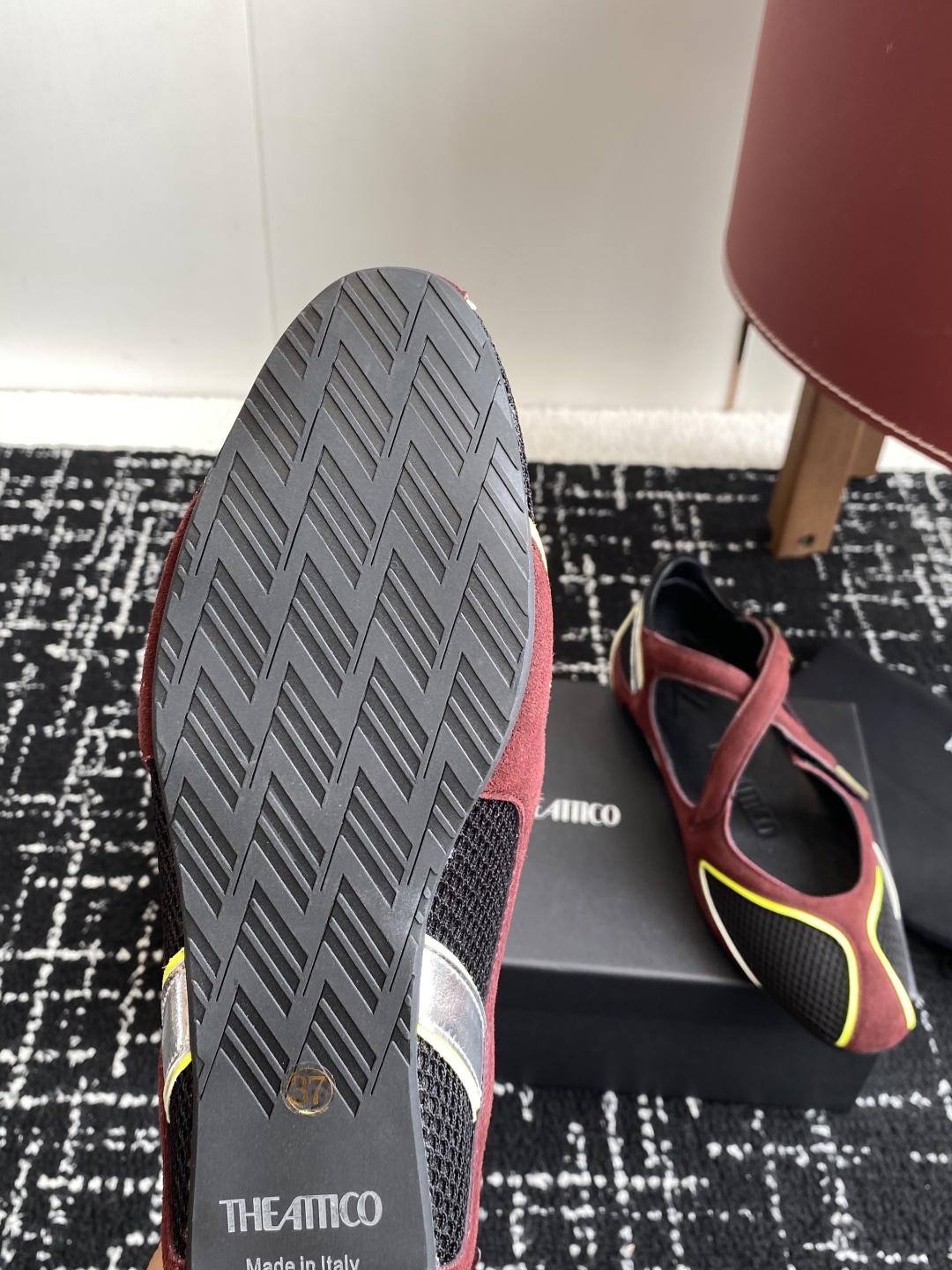 代购级
The Attico Floor 01芭蕾舞鞋
被各大品牌钟爱的芭蕾舞鞋款,以各自独有的风格被
