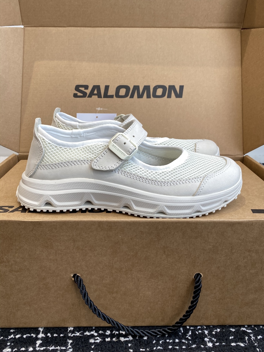 代购级（官网同步✈️盒包装）
2025年最新SALOMON  厚底玛丽珍运动鞋

夏日气息的萨洛蒙，厚厚