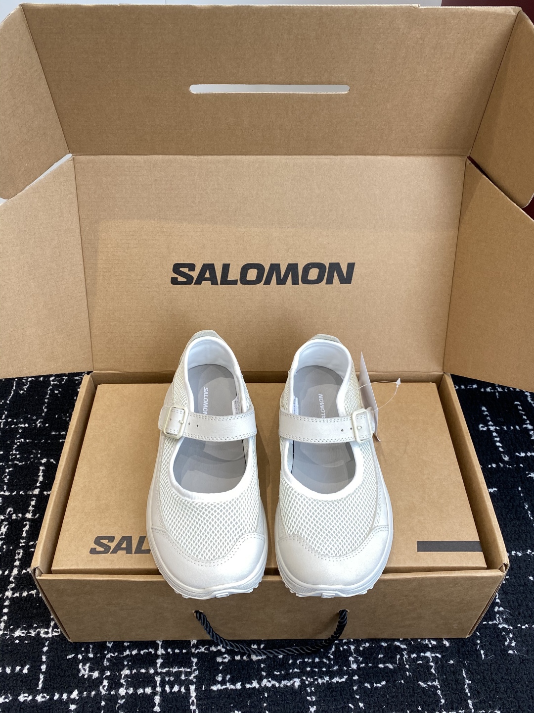 代购级（官网同步✈️盒包装）
2025年最新SALOMON  厚底玛丽珍运动鞋

夏日气息的萨洛蒙，厚厚