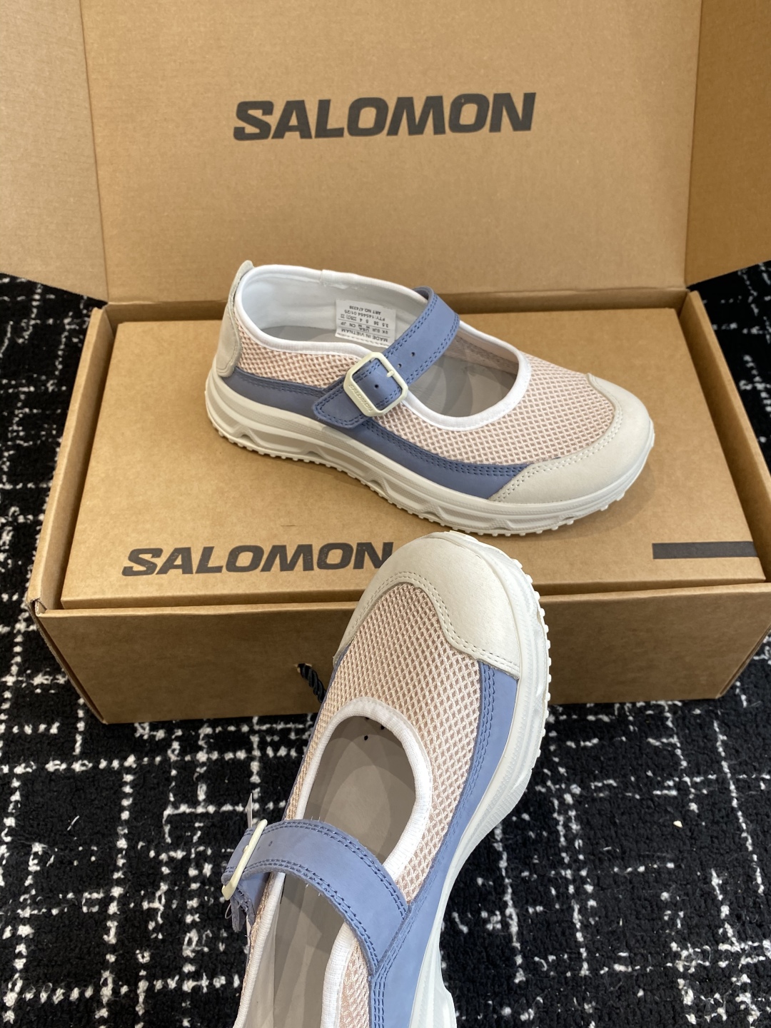 代购级（官网同步✈️盒包装）
2025年最新SALOMON  厚底玛丽珍运动鞋

夏日气息的萨洛蒙，厚厚