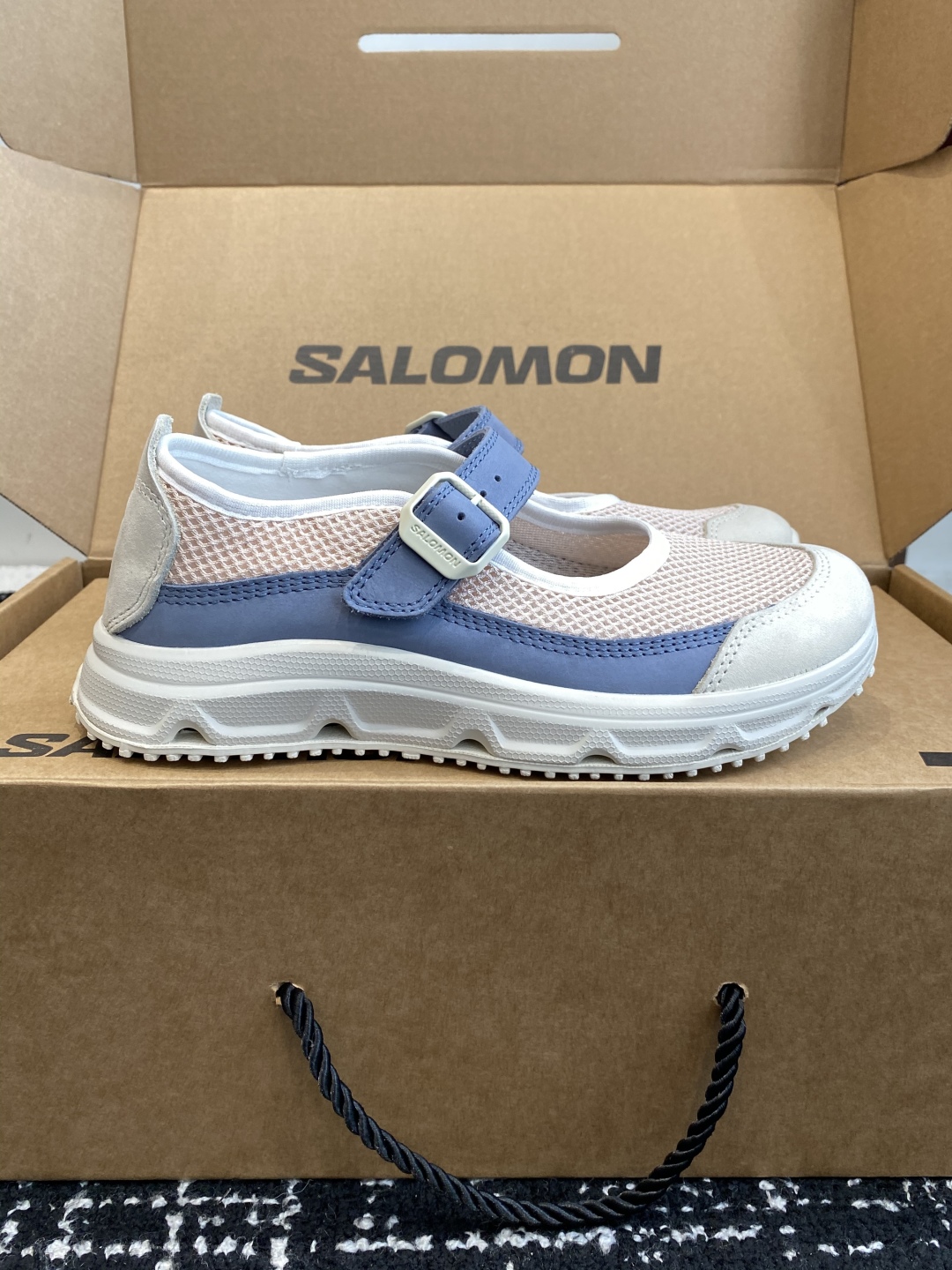 代购级（官网同步✈️盒包装）
2025年最新SALOMON  厚底玛丽珍运动鞋

夏日气息的萨洛蒙，厚厚