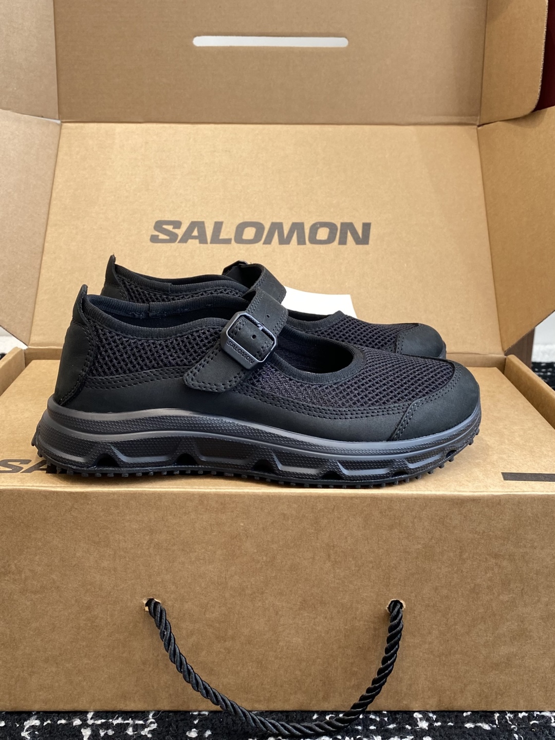 代购级（官网同步✈️盒包装）
2025年最新SALOMON  厚底玛丽珍运动鞋

夏日气息的萨洛蒙，厚厚