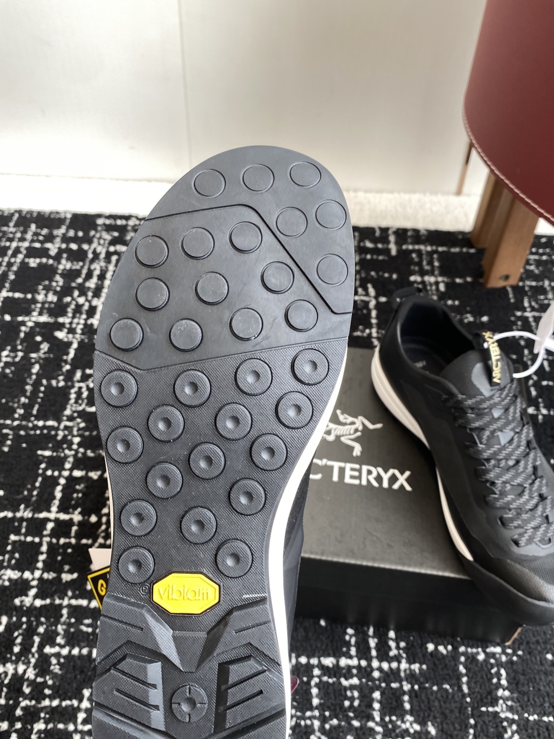 东莞代购级
始祖鸟 ARC'TERYX Konseal Lt 登山鞋徒步鞋,为男女户外爱好者共同打造,不
