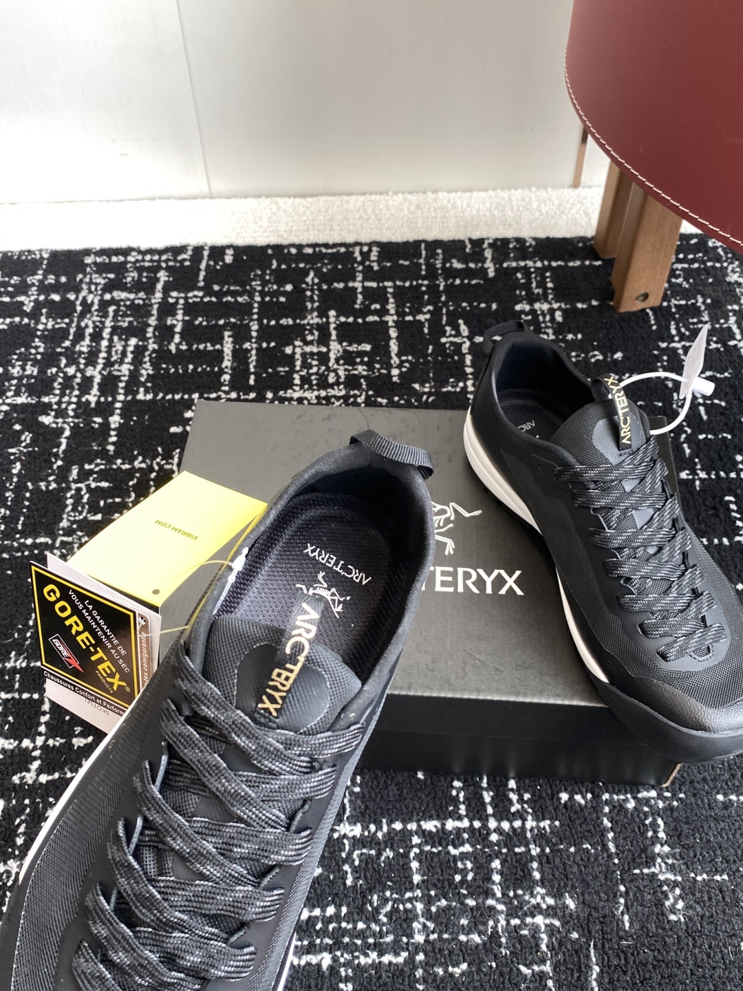 东莞代购级
始祖鸟 ARC'TERYX Konseal Lt 登山鞋徒步鞋,为男女户外爱好者共同打造,不