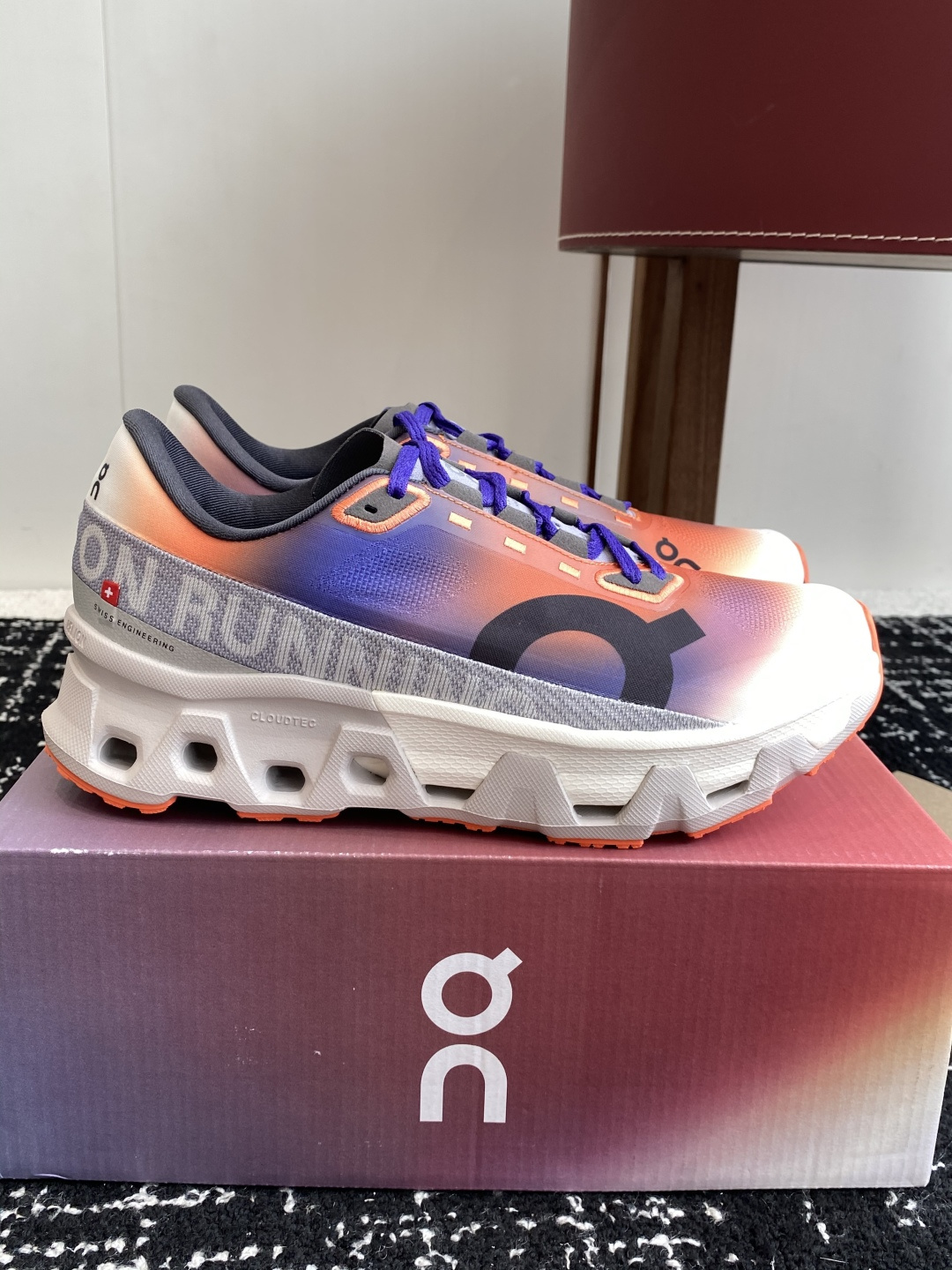 
纯原正品

On昂跑 Cloudmonster Hyper 舒适简约减震回弹 低帮训练跑步鞋 男女同款