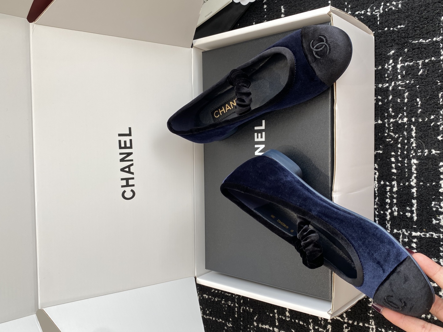 代购级（官网同步✈️盒包装）
CHANEL小香 25ss 春夏鞋头电绣双C logo点缀，玛丽珍 粗跟单