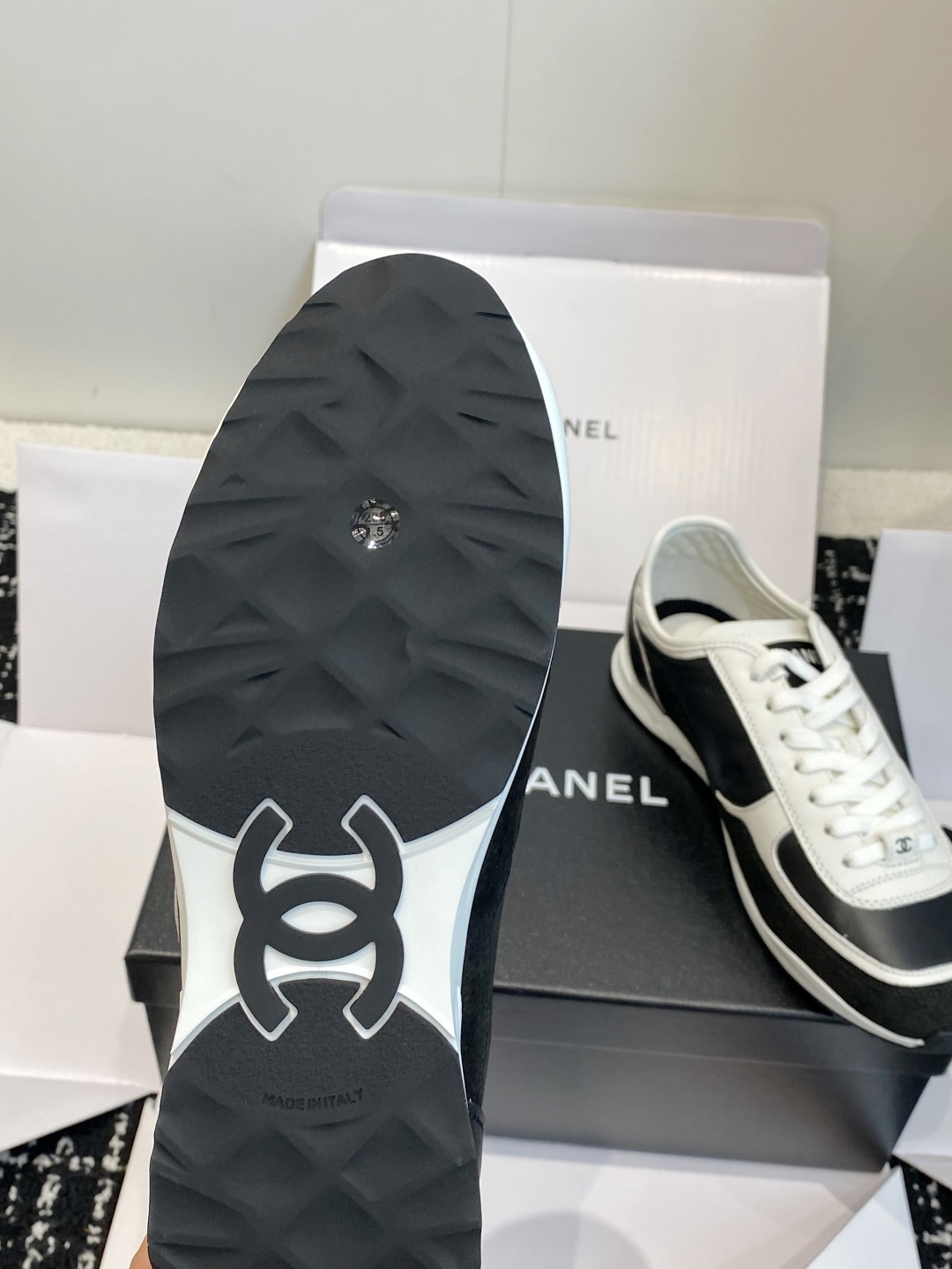 东莞代购级（官网同步✈️盒包装）
CHANEL香奈儿新款熊猫板鞋熊猫鞋 香奈儿2025ss火爆熊猫鞋 配