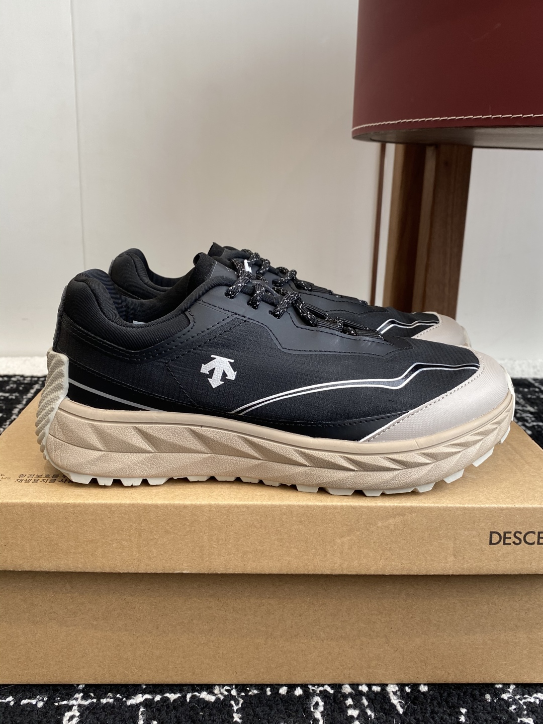 东莞代购级
 迪桑特DESCENTE Terrain D 柔软舒适 防滑耐磨 低帮 生活休闲鞋 男女同款