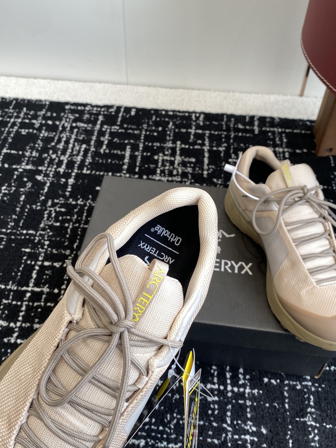 东莞代购级
Archery Kopech GTX 始祖鸟刺绣款户外鞋解锁户外与日常的双重魅力
当始祖