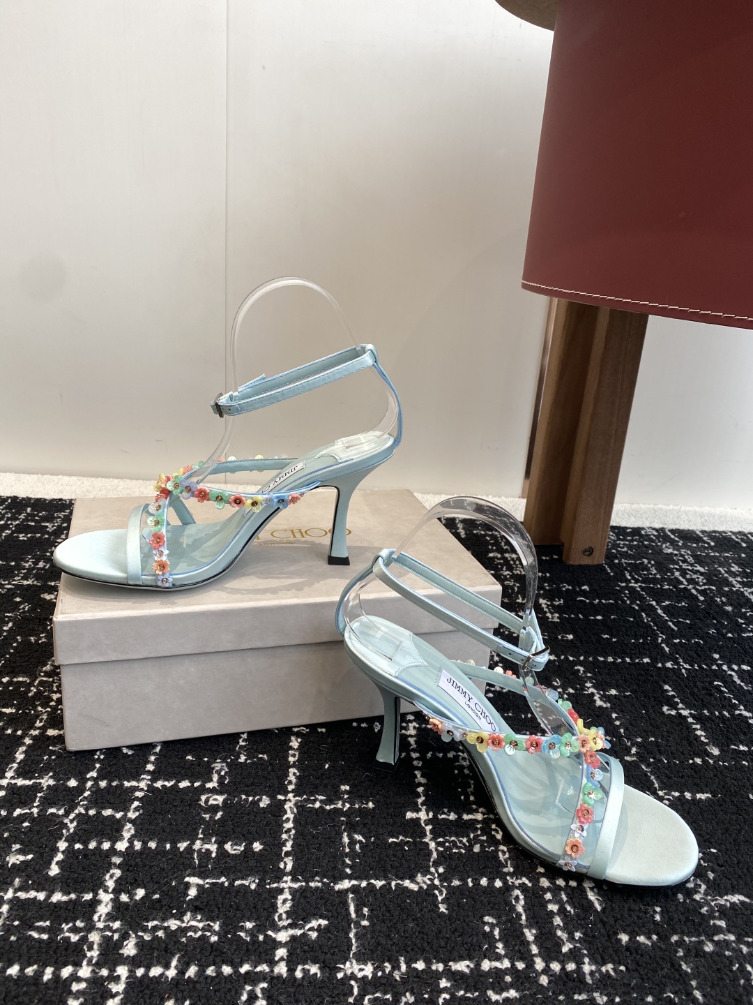 代购级
JC钻链 猫跟 凉鞋系列 25 配饰 系列 JimmyChoo Collins Store 

