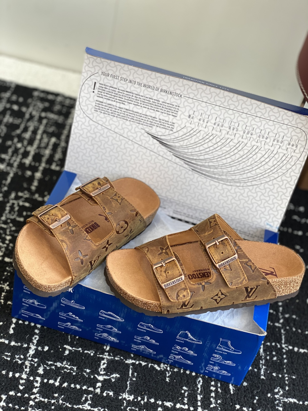 代购级
Birkenstock x 联名Lv 情侣款 系列 这两个品牌刚出联名我就心动了

代购找很久才