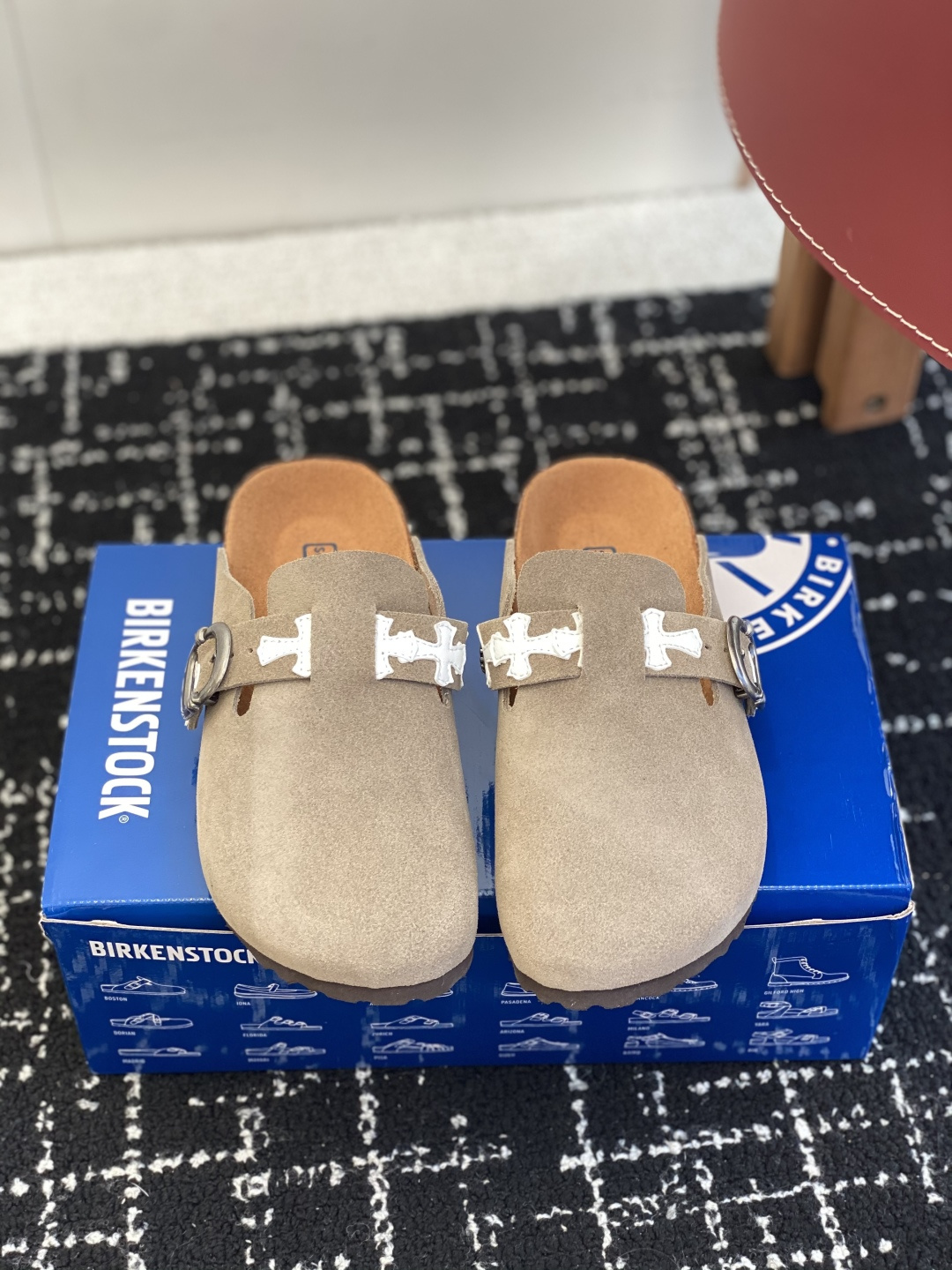 代购级
Birkenstock 克罗心 25ss 新款 勃肯 情侣款 包头拖 这两个品牌刚出联名我就心动