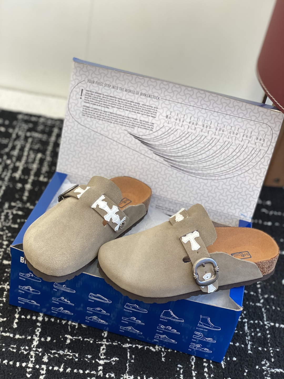 代购级
Birkenstock 克罗心 25ss 新款 勃肯 情侣款 包头拖 这两个品牌刚出联名我就心动