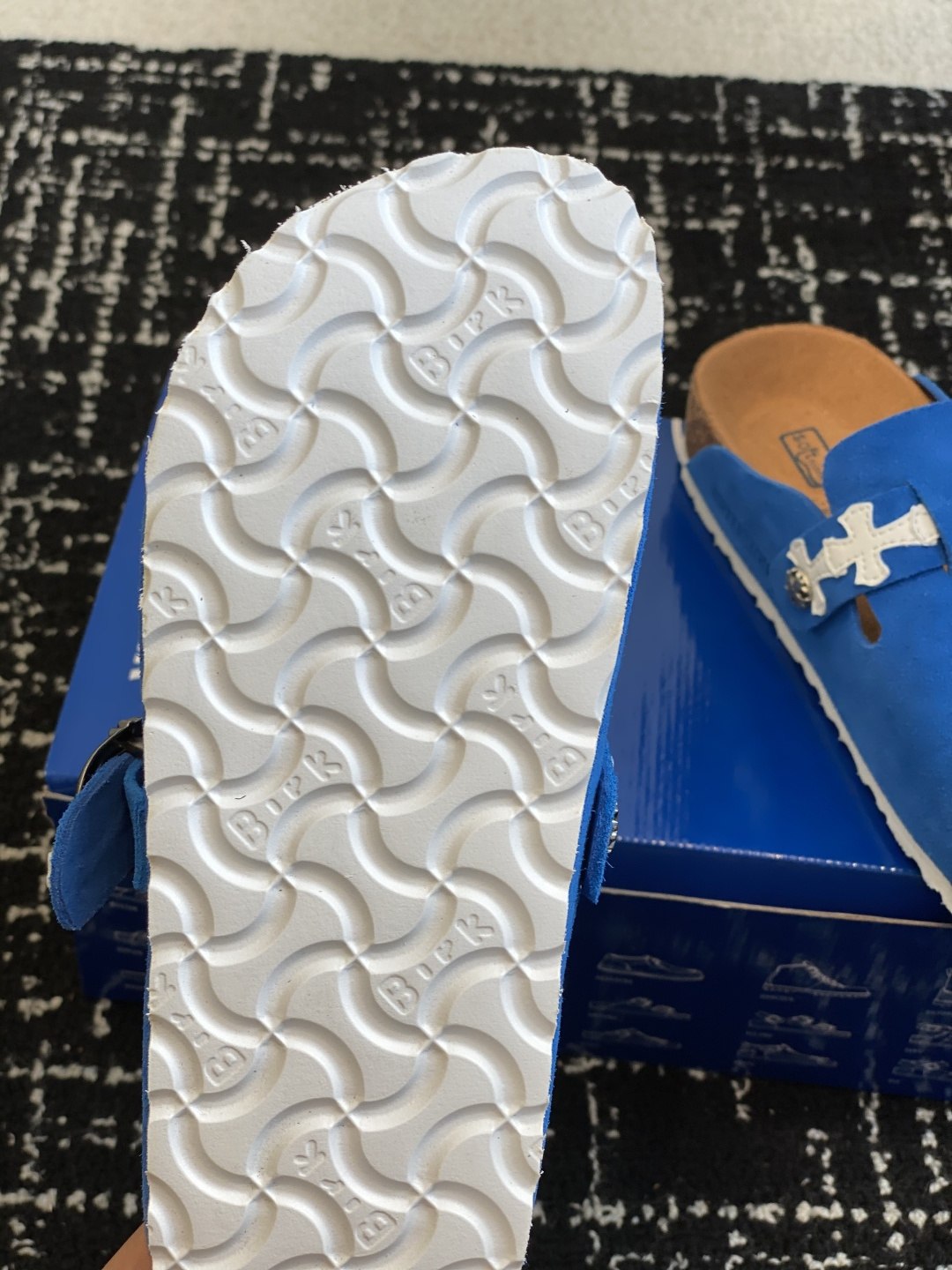 代购级
Birkenstock 克罗心 25ss 新款 勃肯 情侣款 包头拖 这两个品牌刚出联名我就心动