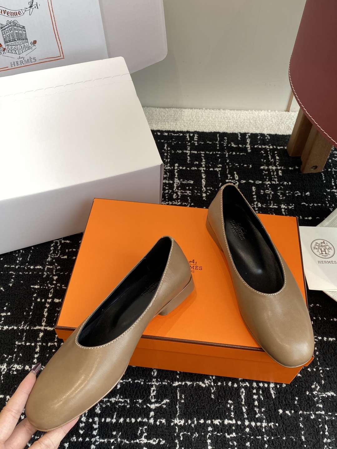 东莞代购级（官网同步✈️飞机盒包装）
爱马仕Hermes 25ss 春夏新品 芭蕾舞鞋，芭蕾鞋与玛丽珍无