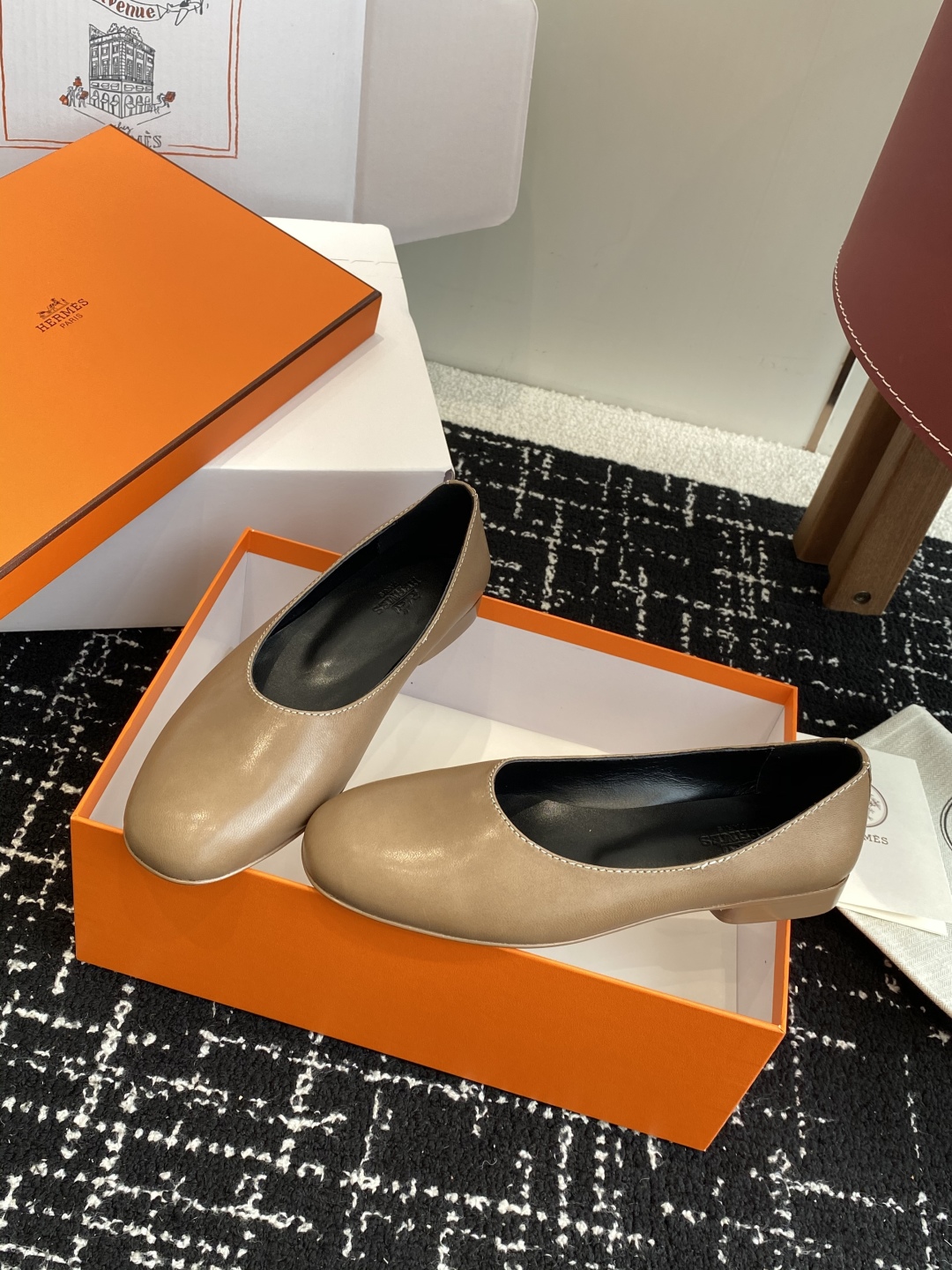 东莞代购级（官网同步✈️飞机盒包装）
爱马仕Hermes 25ss 春夏新品 芭蕾舞鞋，芭蕾鞋与玛丽珍无