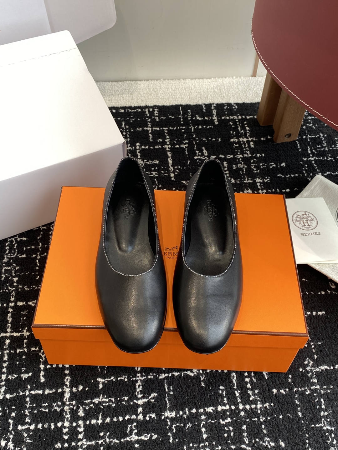 东莞代购级（官网同步✈️飞机盒包装）
爱马仕Hermes 25ss 春夏新品 芭蕾舞鞋，芭蕾鞋与玛丽珍无